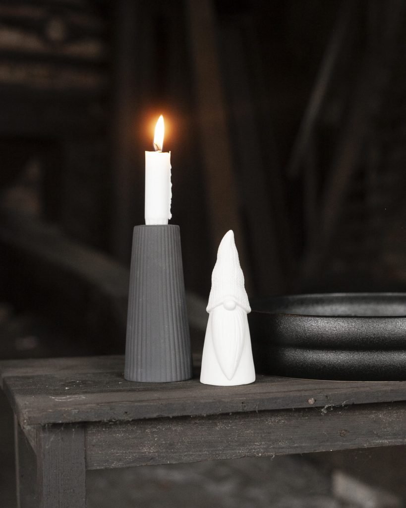 213432-LINGHED-ljusstake-7-1600x2000