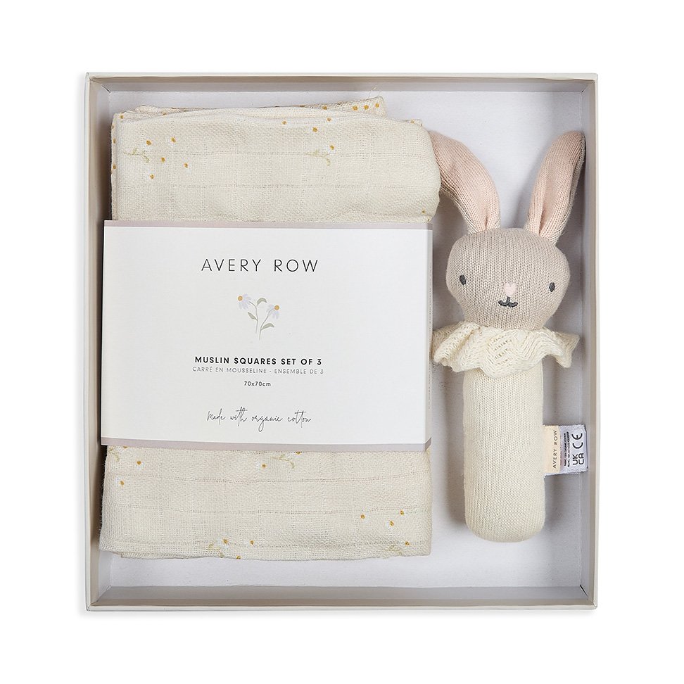 Rattle & Care New Baby Gift Set – Wild Chamomile